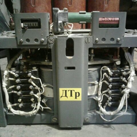 Вакуумные контакторы высоковольтные 10 кВ: КВТ-10-4/400А