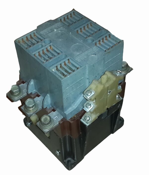 Пускатель ПМА 5102 - магнитный, катушка 110v, 380в, 220в, купить ...