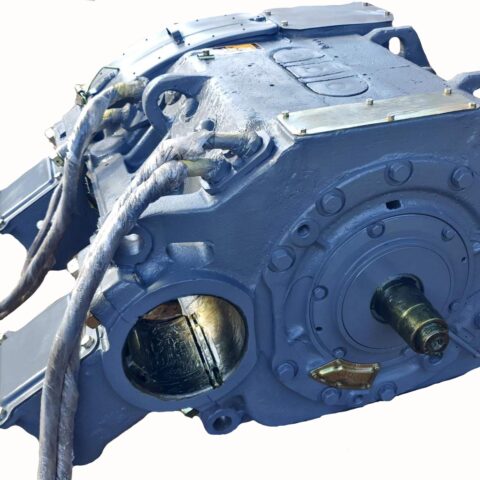 Электрические машины постоянного тока с последовательным возбуждением для вращения колесных пар тепловозов.