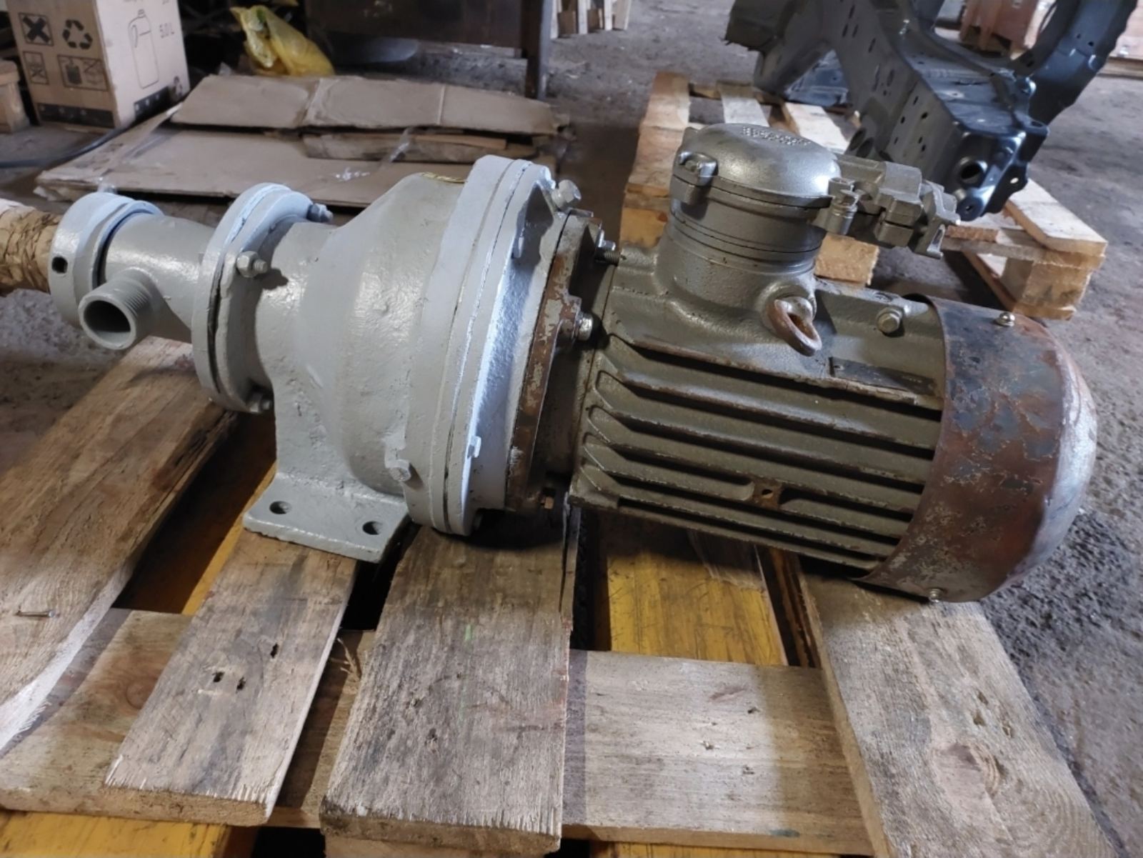 0-02-05-6b7b7c022f13fbb71be6b2cc0aaf3b59636143cb2479695616ef90edd2b9acc6_1c55d1eeb12a5a Редуктор вращения для самоходной буровой установки СБУ-100