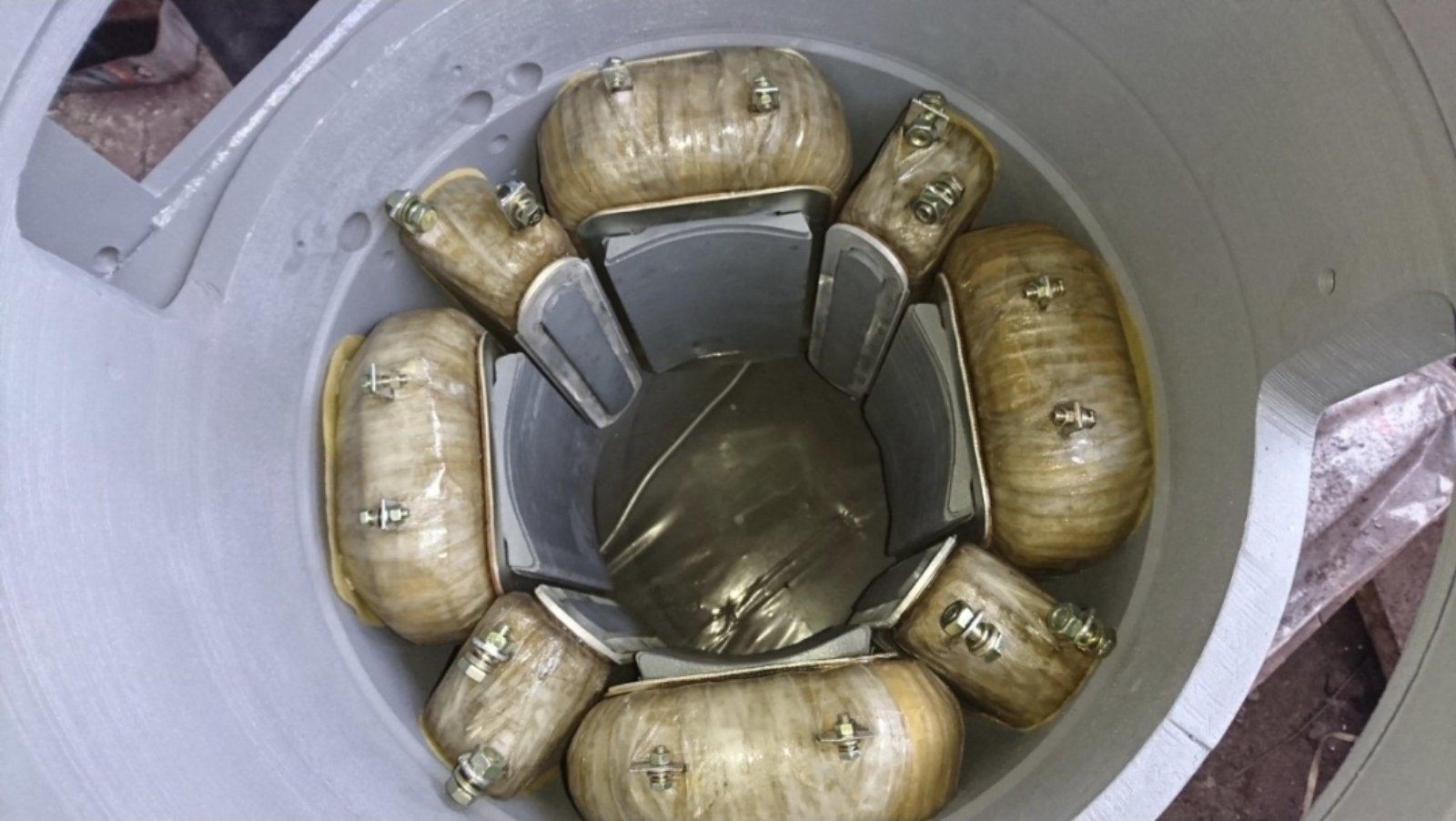 0-02-05-c0686cb45336e57dc1ffcb0f81ee5f1c96c6824d0f2ae5d8b48d4d74f4d75355_1f82a10fc3172f Катушка основного и дополнительного полюса электродвигателей постоянного тока